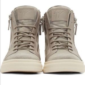 Giuseppe Zanotti Never Worn with Saks fifth avenue receipt